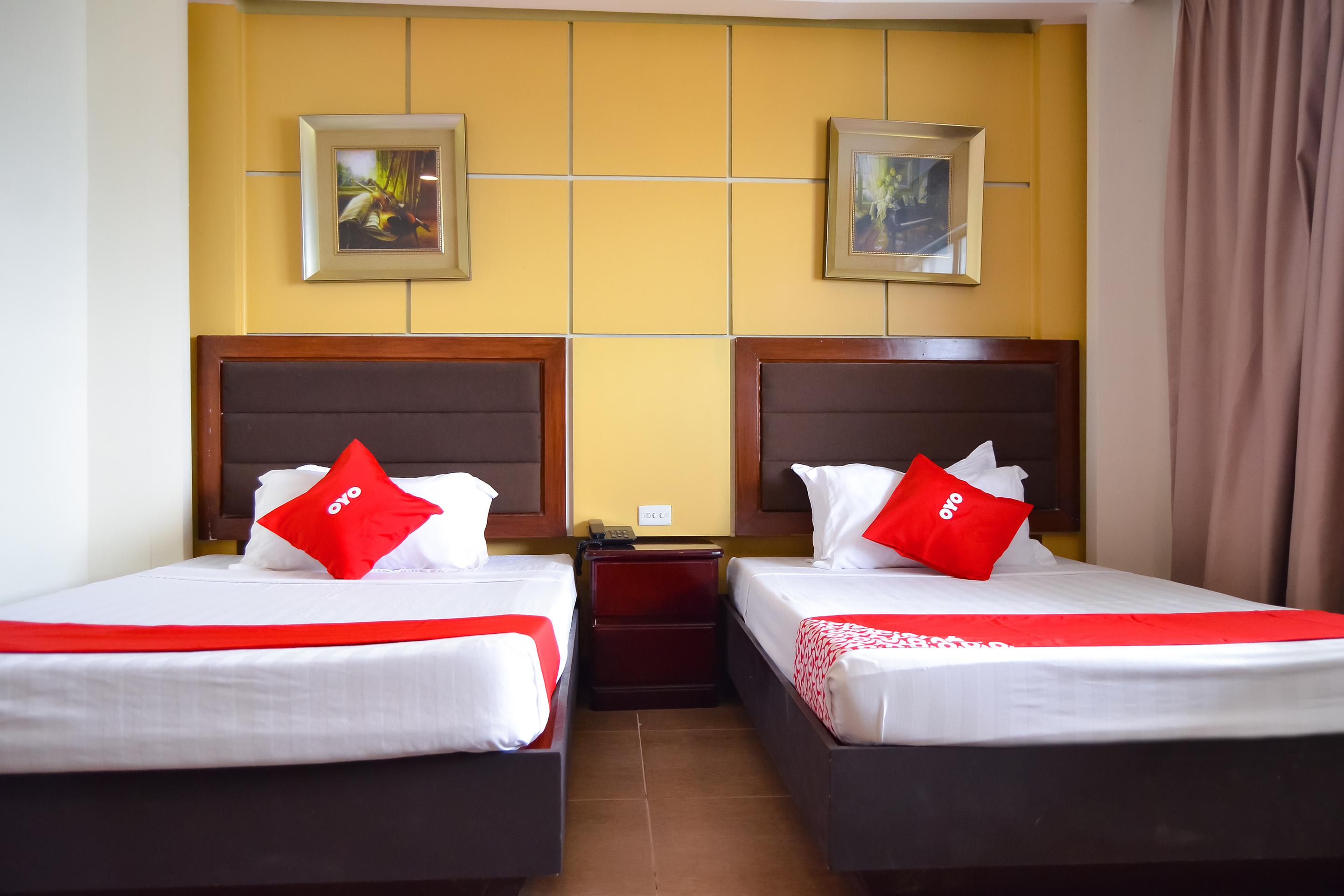 红多兹Plus酒店-奎松市6号区 马尼拉 外观 照片